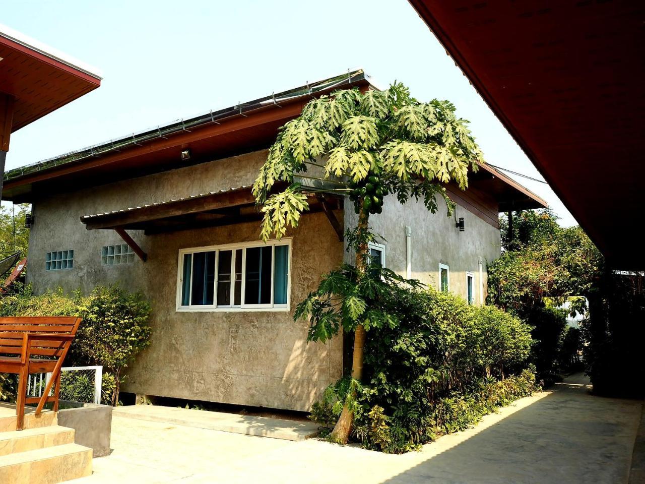 Nawiengkaeriverview Resort Mukdahan Exterior photo